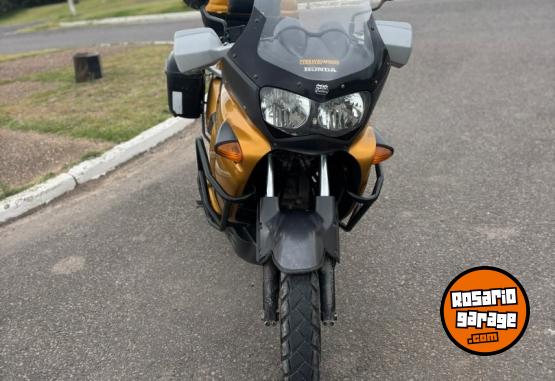 Motos - Honda Varadero 2000 Nafta 88000Km - En Venta