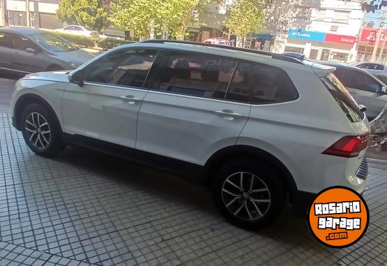 Camionetas - Volkswagen Tiguan NO Territory sw4 2021 Nafta 140000Km - En Venta