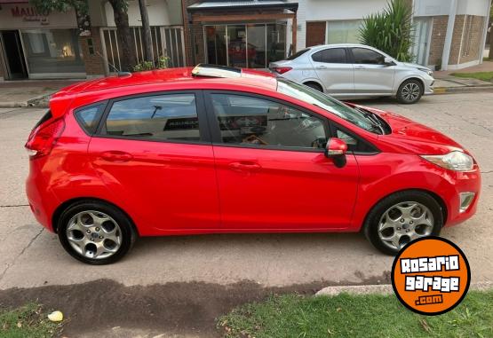 Autos - Ford Fiesta Titanium 2012 Nafta 73000Km - En Venta