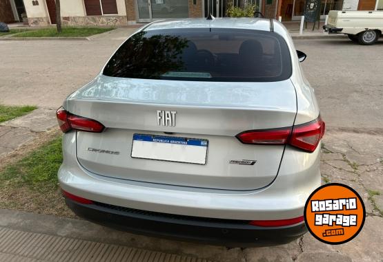 Autos - Fiat Cronos Presicion 2021 GNC 84000Km - En Venta