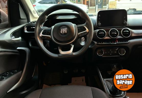 Autos - Fiat Cronos Presicion 2021 GNC 84000Km - En Venta