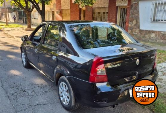 Autos - Renault Logan 2010 GNC 111111Km - En Venta