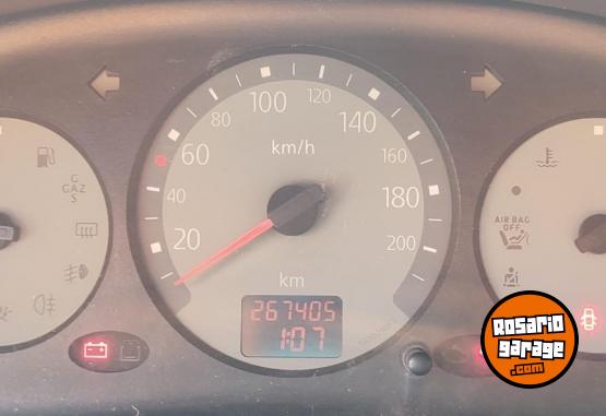 Utilitarios - Renault Kangoo 2006 Diesel 267000Km - En Venta