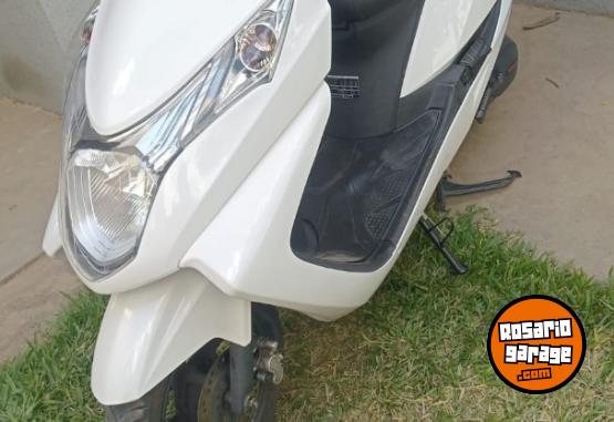 Motos - Honda ELITE 2014 Nafta 40300Km - En Venta