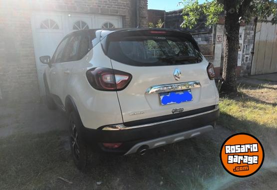 Autos - Renault Captur Intens Motor 2 Lt. 2017 Nafta 78000Km - En Venta