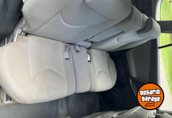Camionetas - Toyota RAV4 2009 Nafta 248000Km - En Venta