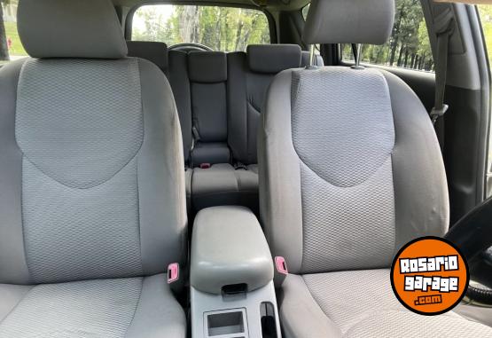 Camionetas - Toyota RAV4 2009 Nafta 248000Km - En Venta