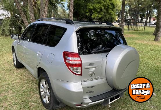 Camionetas - Toyota RAV4 2009 Nafta 248000Km - En Venta