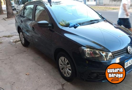 Autos - Volkswagen Voyage 2016 Nafta 85000Km - En Venta