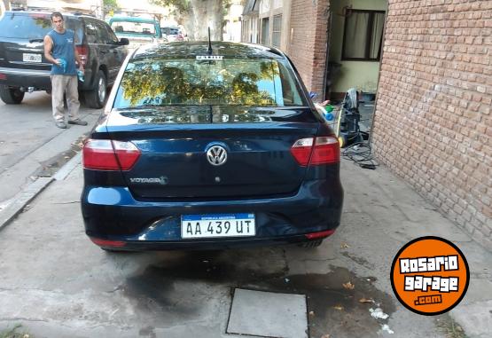 Autos - Volkswagen Voyage 2016 Nafta 85000Km - En Venta