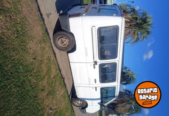 Utilitarios - Renault Traffic 1998 GNC 200Km - En Venta