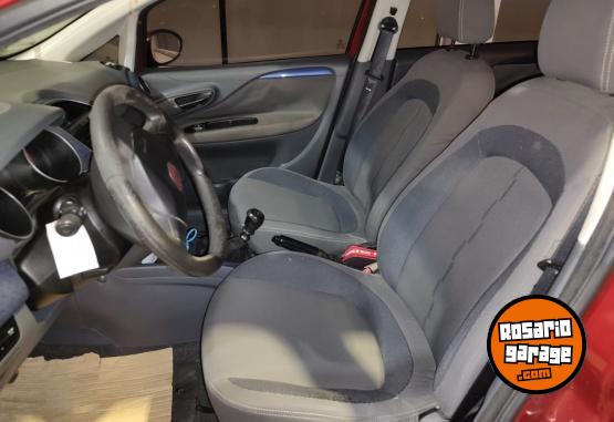 Autos - Fiat 1.4 atractive 2013 Nafta 106000Km - En Venta
