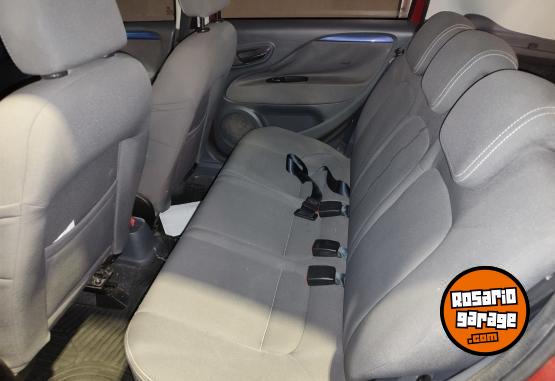 Autos - Fiat 1.4 atractive 2013 Nafta 106000Km - En Venta