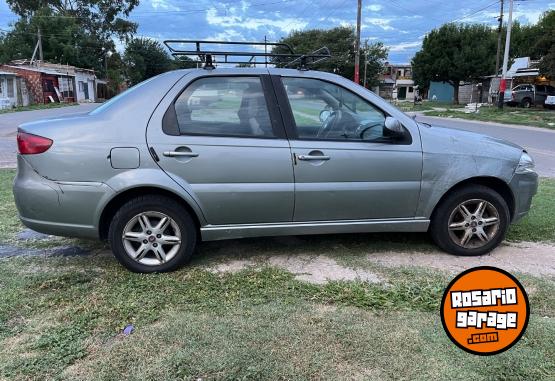 Autos - Fiat Siena Atractive 2017 Nafta 65000Km - En Venta