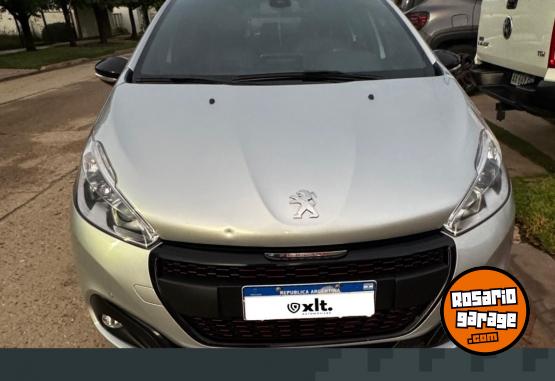 Autos - Peugeot 208 GT 2018 Nafta 65000Km - En Venta