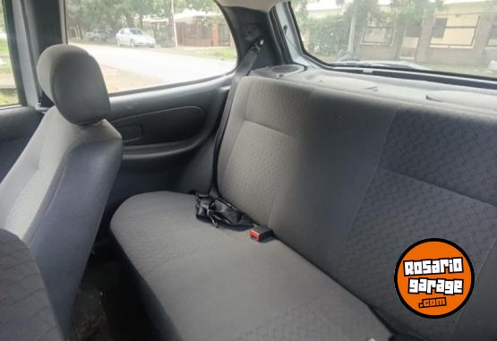 Autos - Fiat Palio 1.3 2004 Nafta 218000Km - En Venta