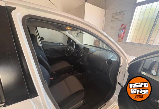 Autos - Nissan March 2013 Nafta 61000Km - En Venta