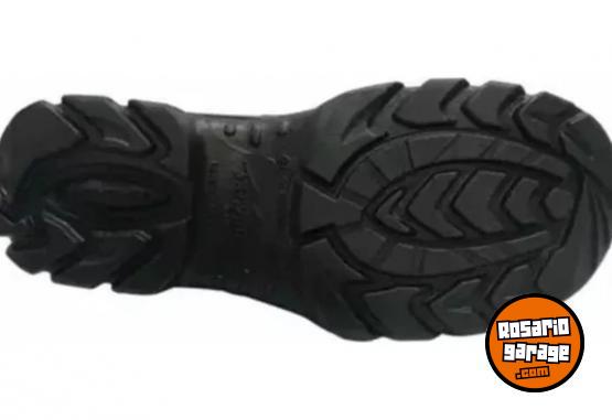 Indumentaria - BOTINES Calzado de Seguridad nro 40 Punta de acero SKIWAY - En Venta