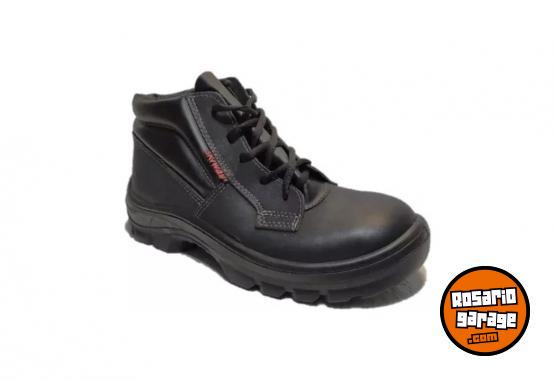 Indumentaria - BOTINES Calzado de Seguridad nro 40 Punta de acero SKIWAY - En Venta