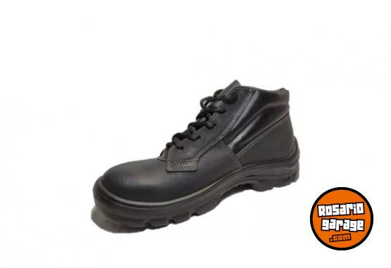 Indumentaria - BOTINES Calzado de Seguridad nro 40 Punta de acero SKIWAY - En Venta