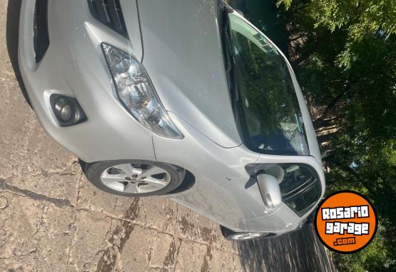 Autos - Toyota Corolla 2011 Nafta 74000Km - En Venta