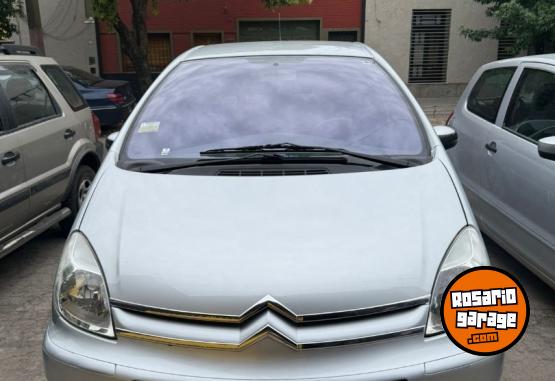 Autos - Citroen Sara picaso 2009 Nafta 110000Km - En Venta