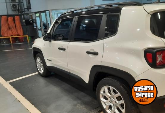 Camionetas - Jeep RENEGADE 1.8 SPORT MT 2019 Nafta 70000Km - En Venta