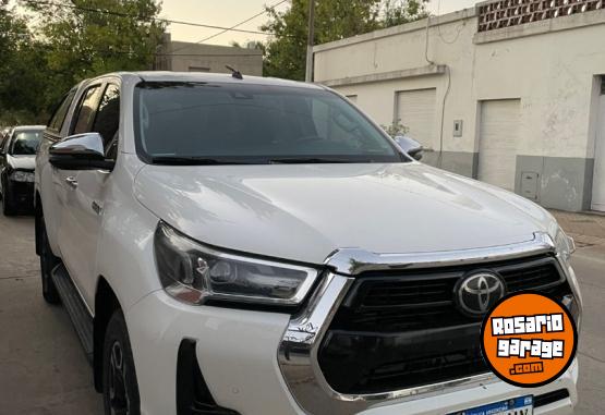 Camionetas - Toyota SRX 4X4 AT 2023 Diesel 85000Km - En Venta