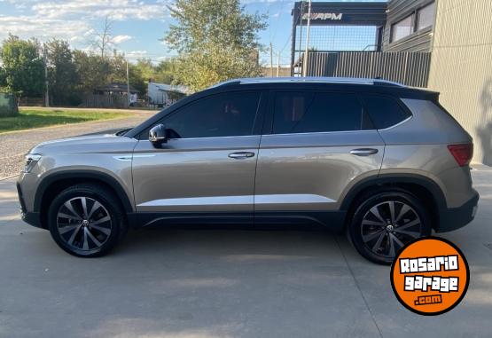 Autos - Volkswagen Taos Highline Hero 250tsi 2022 Nafta 71000Km - En Venta