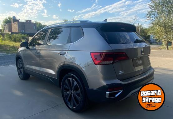 Autos - Volkswagen Taos Highline Hero 250tsi 2022 Nafta 71000Km - En Venta
