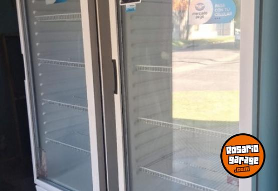 Otros - Mostrador, heladeras y maquina de cortar fiambre - En Venta