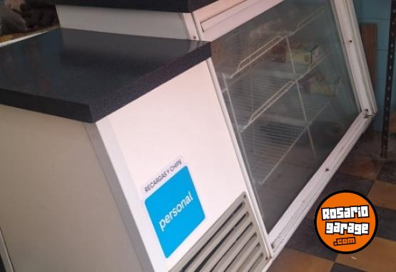 Otros - Mostrador, heladeras y maquina de cortar fiambre - En Venta