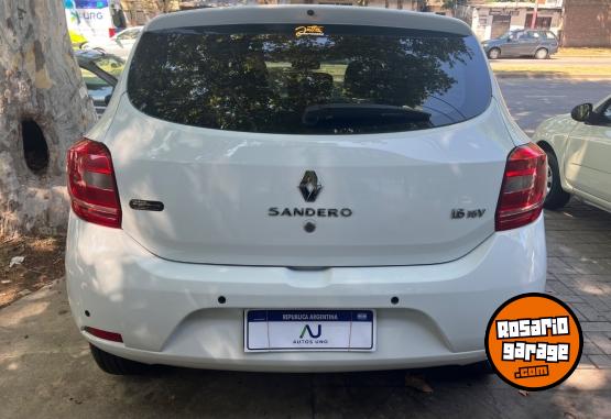 Autos - Renault Sandero Privilege 2017 Nafta  - En Venta