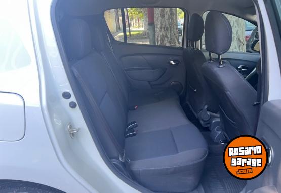 Autos - Renault Sandero Privilege 2017 Nafta  - En Venta