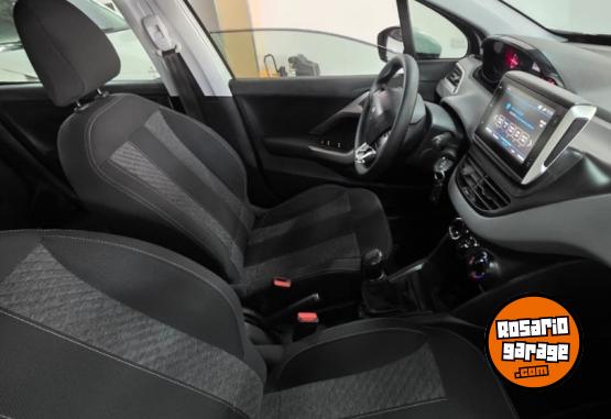 Autos - Peugeot 208 Allure 1.6 2018 Nafta 110000Km - En Venta