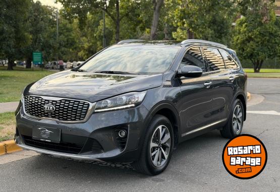 Camionetas - Kia SORENTO 2018 Diesel 151000Km - En Venta