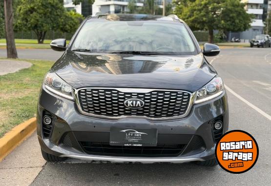 Camionetas - Kia SORENTO 2018 Diesel 151000Km - En Venta