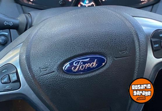 Autos - Ford Fiesta se plus automatico 2018 Nafta 60000Km - En Venta