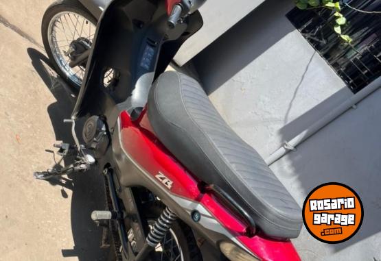 Motos - Zanella Zb 110 2023 Nafta 5000Km - En Venta