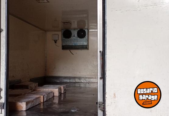 Camiones y Gr�as - Mercedes Benz 710 mod 2009 - En Venta