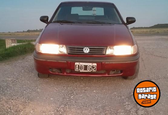 Autos - Volkswagen Pointer 1995 Nafta 300000Km - En Venta