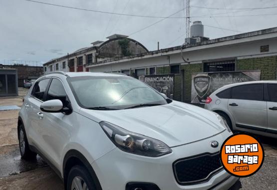 Camionetas - Kia SPORTAGE 2.0 EX 4X2 AT 2017 Nafta 107000Km - En Venta