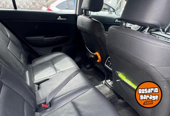 Camionetas - Kia SPORTAGE 2.0 EX 4X2 AT 2017 Nafta 107000Km - En Venta