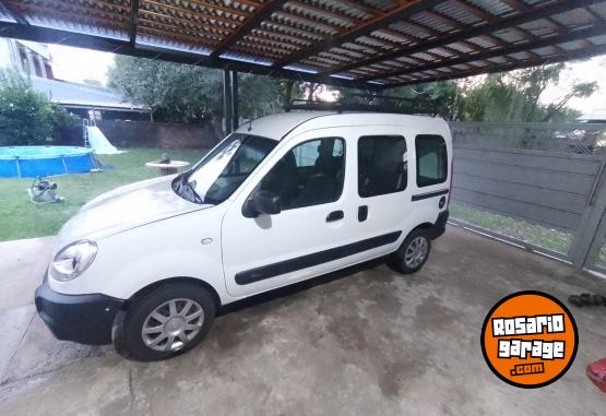 Utilitarios - Renault Kangoo 2011 Nafta 190000Km - En Venta