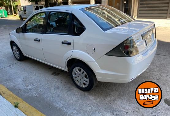 Autos - Ford Fiesta 2013 Nafta 143000Km - En Venta