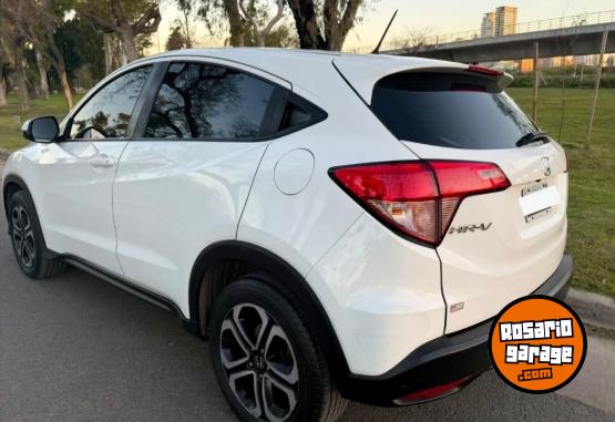 Autos - Honda Hrv lx 2da mano permuto 2015 Nafta 130000Km - En Venta