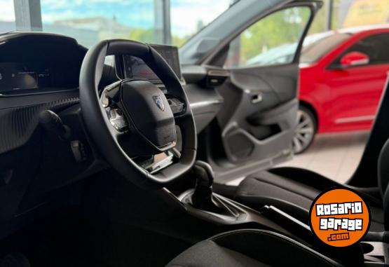 Autos - Peugeot 208 Allure Pack 2025 Nafta 4000Km - En Venta