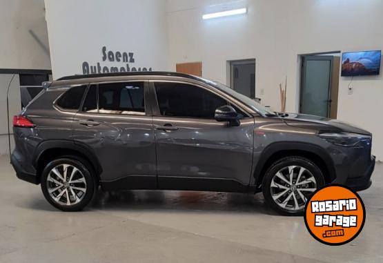 Camionetas - Toyota COROLLA CROSS SEG AT 2021 2021 Nafta 62000Km - En Venta