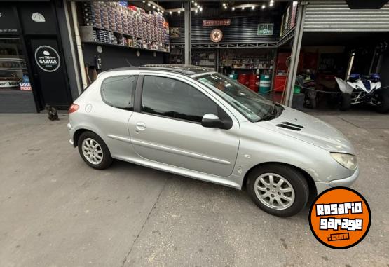 Autos - Peugeot 206 2008 Nafta 206000Km - En Venta