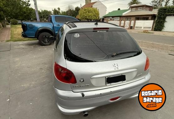 Autos - Peugeot 206 2008 Nafta 206000Km - En Venta